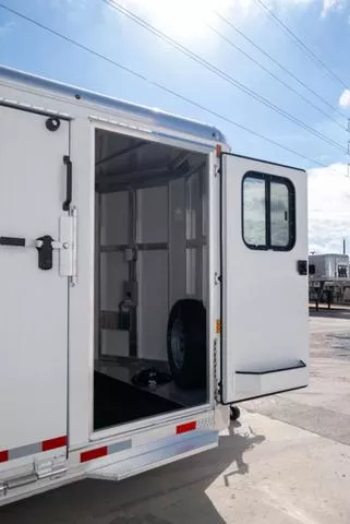 new Horse Trailers Bar-M Trailers  for sale, in Seguin, TX Thumbnail 7