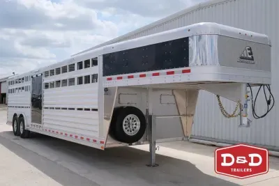2027 Elite Trailers 28 Ft Show Cattle Trailer