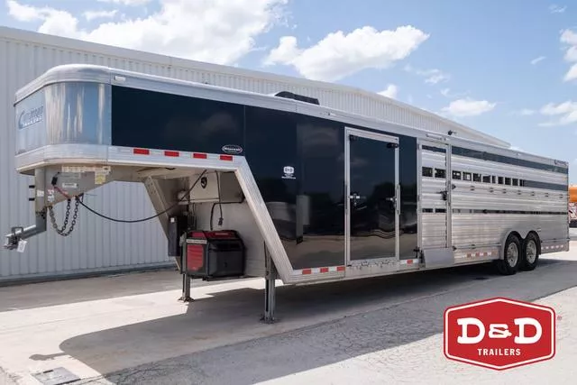 2018 Cimarron Trailers 30 Ft Stierwalt Show Cattle Trailer 
