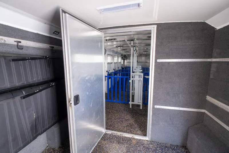 new Horse Trailers Cimarron Trailers  for sale, in Seguin, TX Thumbnail 16