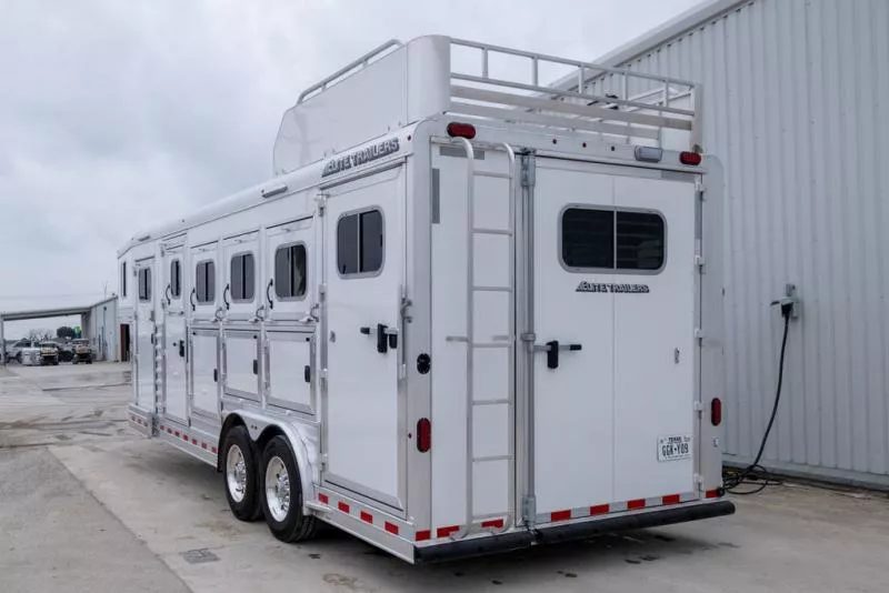 used Horse Trailers Elite Trailers  for sale, in Seguin, TX Thumbnail 3