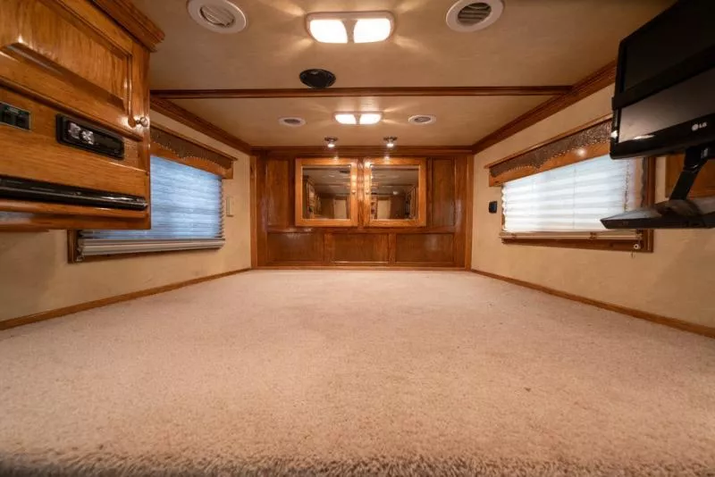 used Horse Trailers Platinum Coach  for sale, in Seguin, TX Thumbnail 25