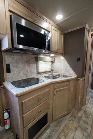 new Horse Trailers Merhow Trailers  for sale, in Seguin, TX Thumbnail 20