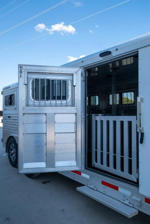 used Horse Trailers Sooner  for sale, in Seguin, TX Thumbnail 10