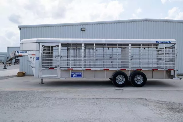 used Stock / Stock Combo Trailers Gooseneck  for sale, in Seguin, TX Thumbnail 2