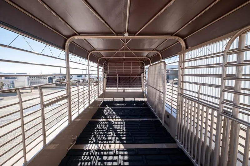 new Stock / Stock Combo Trailers Gooseneck  for sale, in Seguin, TX Thumbnail 15