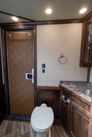 used Horse Trailers Elite Trailers  for sale, in Seguin, TX Thumbnail 28