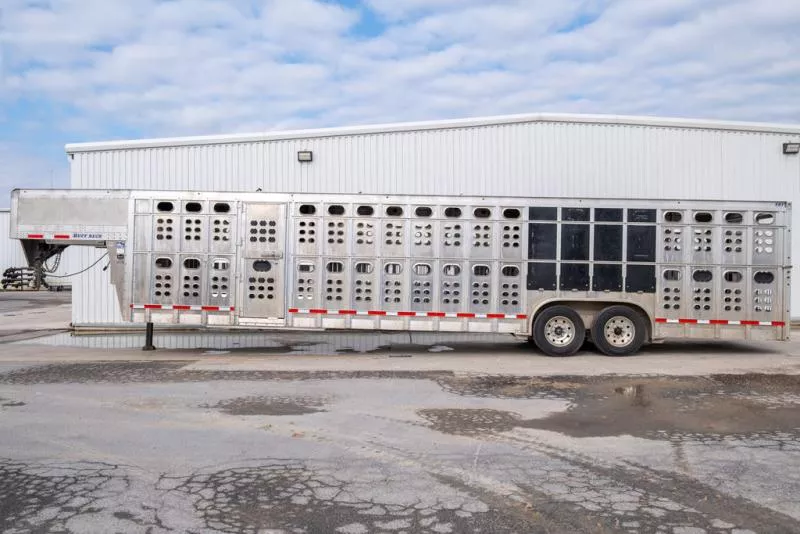 used Horse Trailers EBY  for sale, in Seguin, TX Thumbnail 2