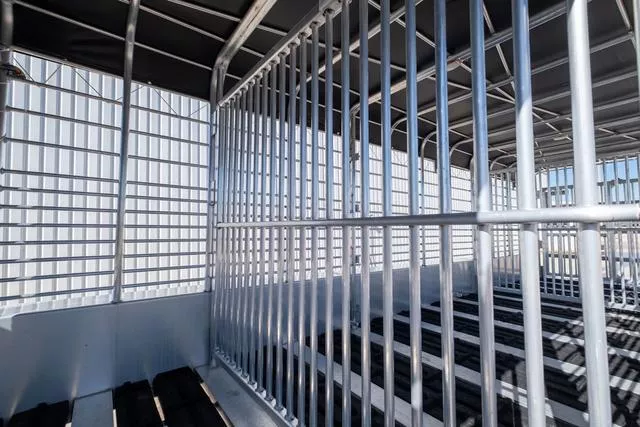 new Stock / Stock Combo Trailers Gooseneck  for sale, in Seguin, TX Thumbnail 9