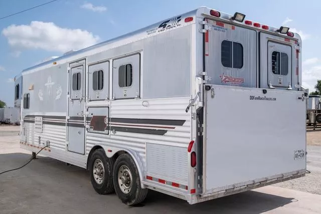 used Horse Trailers 4-Star Trailers  for sale, in Seguin, TX Thumbnail 4