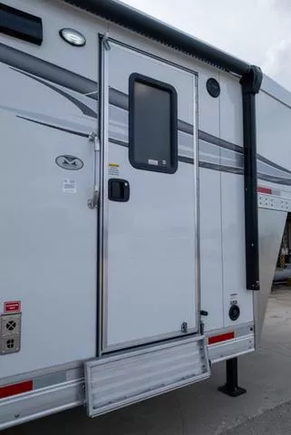 new Horse Trailers Merhow Trailers  for sale, in Seguin, TX Thumbnail 13