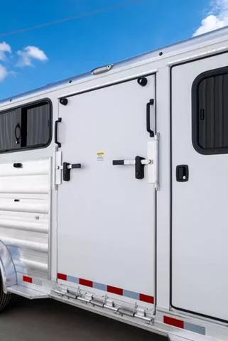 new Horse Trailers Bar-M Trailers  for sale, in Seguin, TX Thumbnail 9