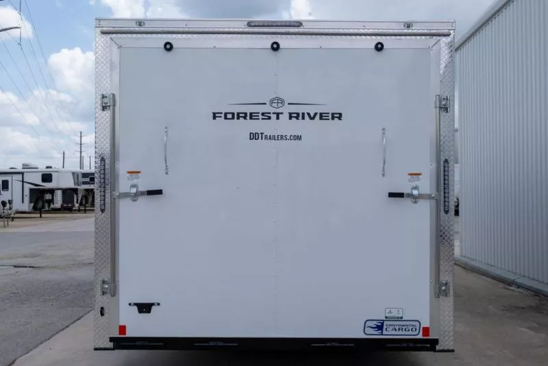 new Cargo (Enclosed) Trailers Continental Cargo  for sale, in Seguin, TX Thumbnail 9