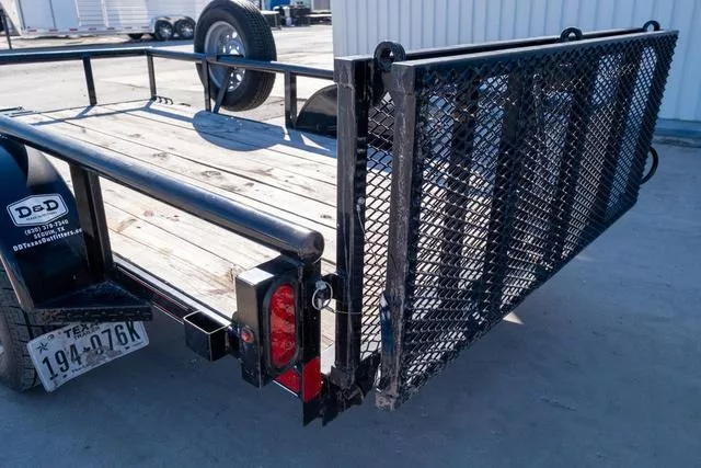 used Utility Trailers Diamond C Trailers  for sale, in Seguin, TX Thumbnail 7