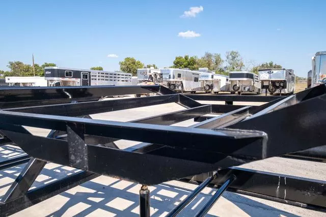 used Stock / Stock Combo Trailers Gooseneck  for sale, in Seguin, TX Thumbnail 7