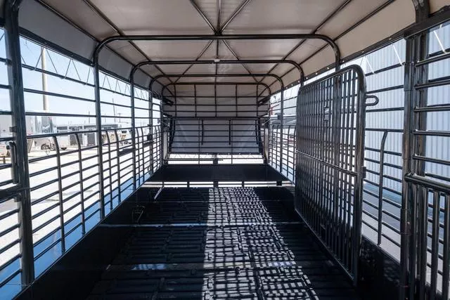 new Stock / Stock Combo Trailers Gooseneck  for sale, in Seguin, TX Thumbnail 16