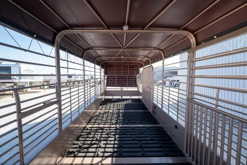 new Stock / Stock Combo Trailers Gooseneck  for sale, in Seguin, TX Thumbnail 16