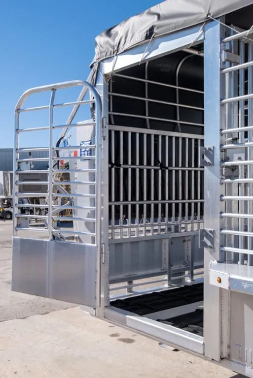 new Stock / Stock Combo Trailers Gooseneck  for sale, in Seguin, TX Thumbnail 7