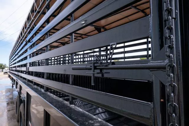 new Stock / Stock Combo Trailers Delco Trailers  for sale, in Seguin, TX Thumbnail 17