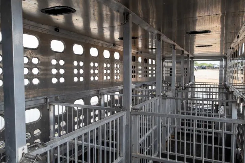 used Horse Trailers EBY  for sale, in Seguin, TX Thumbnail 17