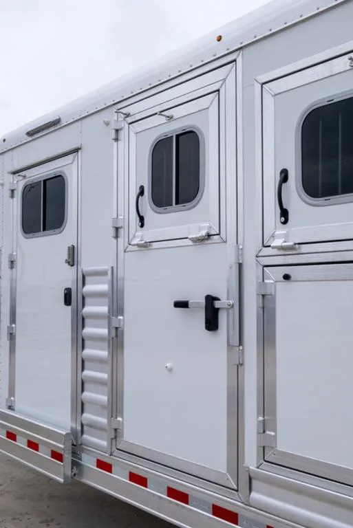 used Horse Trailers Elite Trailers  for sale, in Seguin, TX Thumbnail 18
