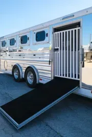 used Horse Trailers Cimarron Trailers  for sale, in Seguin, TX Thumbnail 19