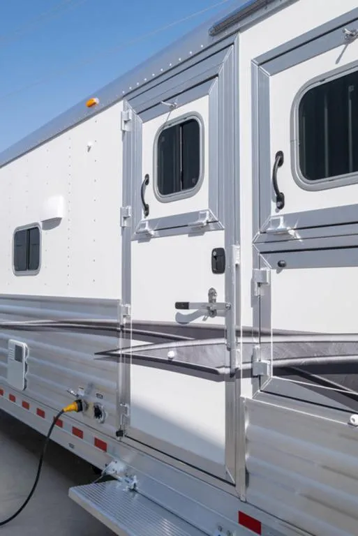 new Horse Trailers Elite Trailers  for sale, in Seguin, TX Thumbnail 31