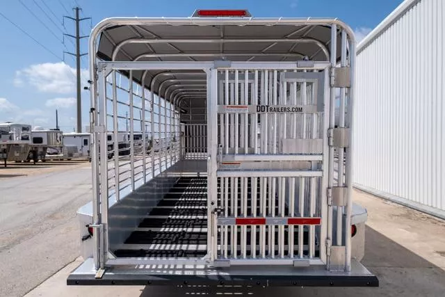new Stock / Stock Combo Trailers Gooseneck  for sale, in Seguin, TX Thumbnail 9