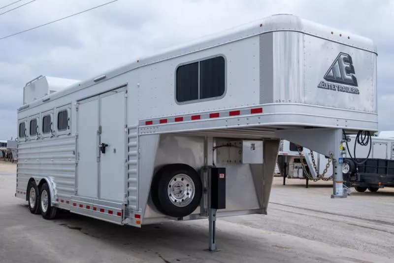 used Horse Trailers Elite Trailers  for sale, in Seguin, TX Thumbnail 5
