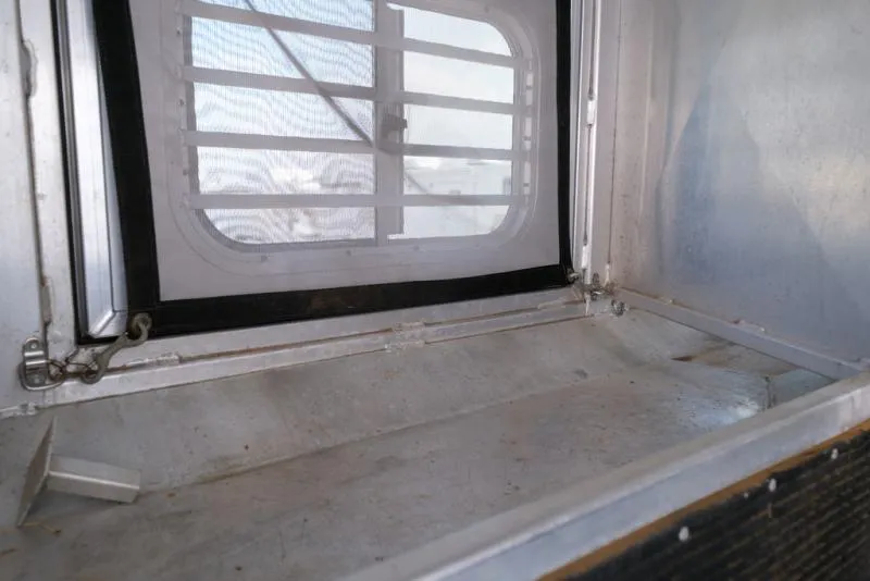 used Horse Trailers Elite Trailers  for sale, in Seguin, TX Thumbnail 20