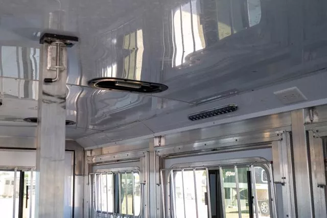 used Horse Trailers Sooner  for sale, in Seguin, TX Thumbnail 13