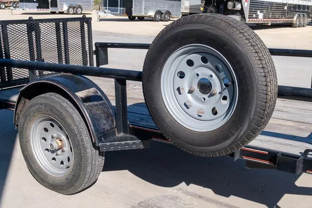 used Utility Trailers Diamond C Trailers  for sale, in Seguin, TX Thumbnail 8