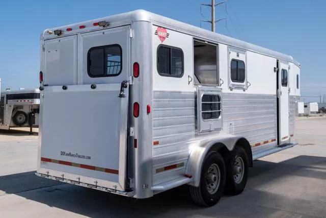 used Horse Trailers Hart Trailers  for sale, in Seguin, TX Thumbnail 4