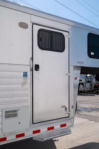 used Horse Trailers Sundowner Trailers  for sale, in Seguin, TX Thumbnail 6