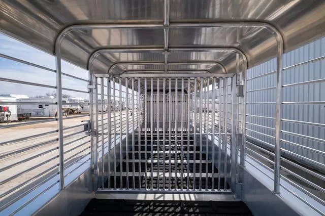 new Stock / Stock Combo Trailers Gooseneck  for sale, in Seguin, TX Thumbnail 13