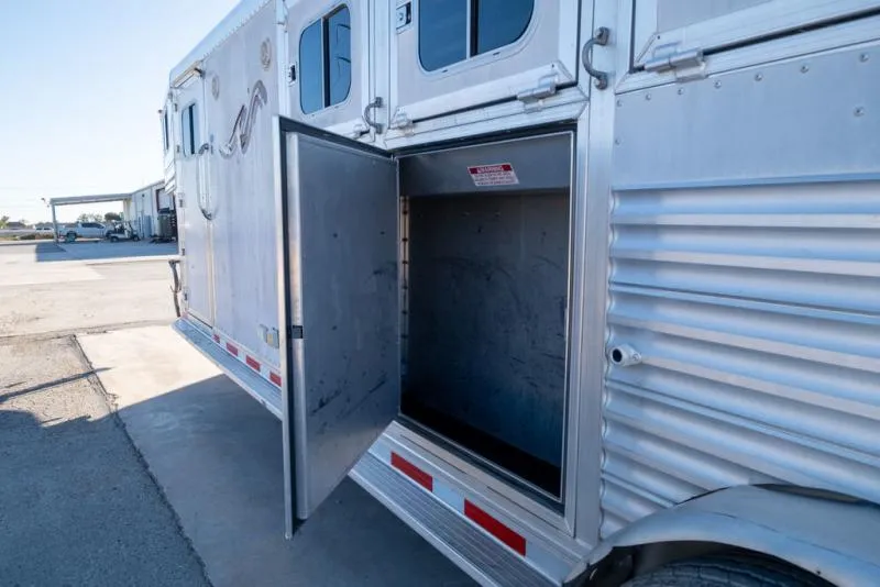 used Horse Trailers Platinum Coach  for sale, in Seguin, TX Thumbnail 16