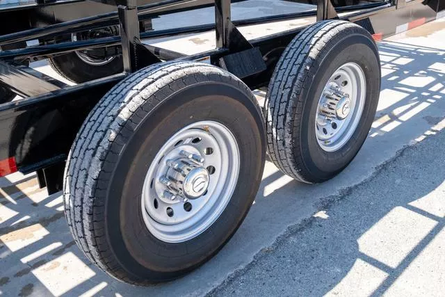 new Stock / Stock Combo Trailers Gooseneck  for sale, in Seguin, TX Thumbnail 8