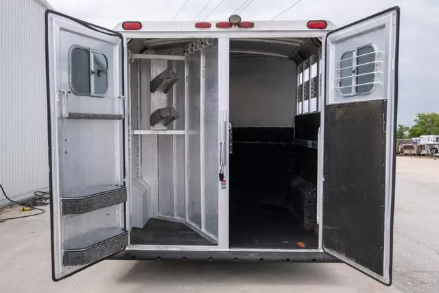 used Horse Trailers 4-Star Trailers  for sale, in Seguin, TX Thumbnail 7