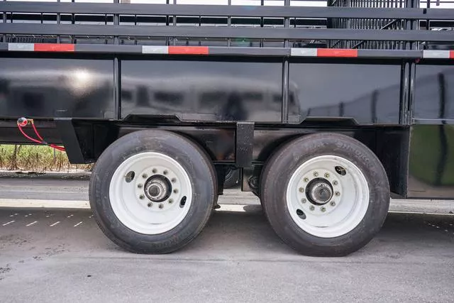 new Stock / Stock Combo Trailers Gooseneck  for sale, in Seguin, TX Thumbnail 12