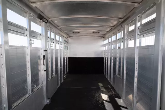 used Stock / Stock Combo Trailers Elite Trailers  for sale, in Seguin, TX Thumbnail 19