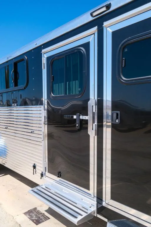 Trailer Image