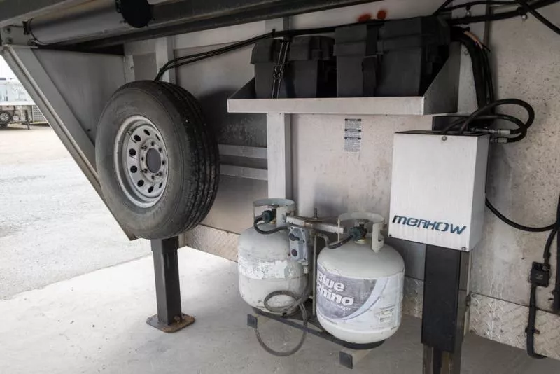 used Horse Trailers Merhow Trailers  for sale, in Seguin, TX Thumbnail 6