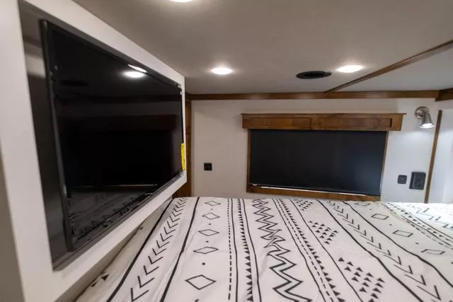 new Horse Trailers Elite Trailers  for sale, in Seguin, TX Thumbnail 19