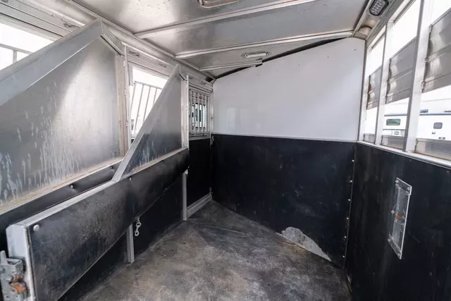used Horse Trailers CM Trailers  for sale, in Seguin, TX Thumbnail 14