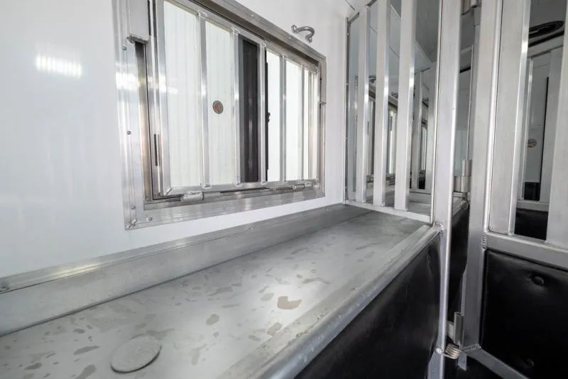 new Horse Trailers Merhow Trailers  for sale, in Seguin, TX Thumbnail 20