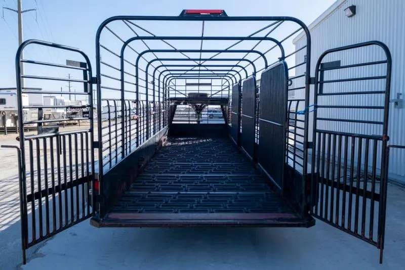 used Stock / Stock Combo Trailers Gooseneck  for sale, in Seguin, TX Thumbnail 8