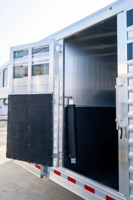 new Horse Trailers Elite Trailers  for sale, in Seguin, TX Thumbnail 23