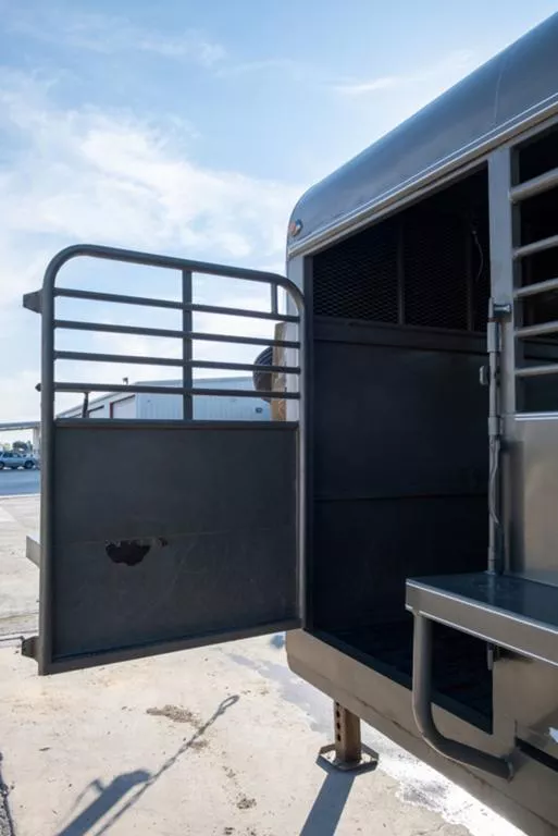 used Stock / Stock Combo Trailers Delco Trailers  for sale, in Seguin, TX Thumbnail 10