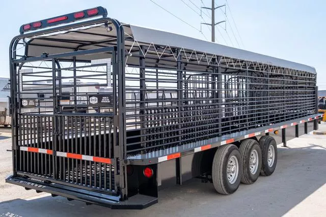 new Stock / Stock Combo Trailers Gooseneck  for sale, in Seguin, TX Thumbnail 4