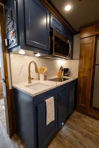 new Horse Trailers Elite Trailers  for sale, in Seguin, TX Thumbnail 12